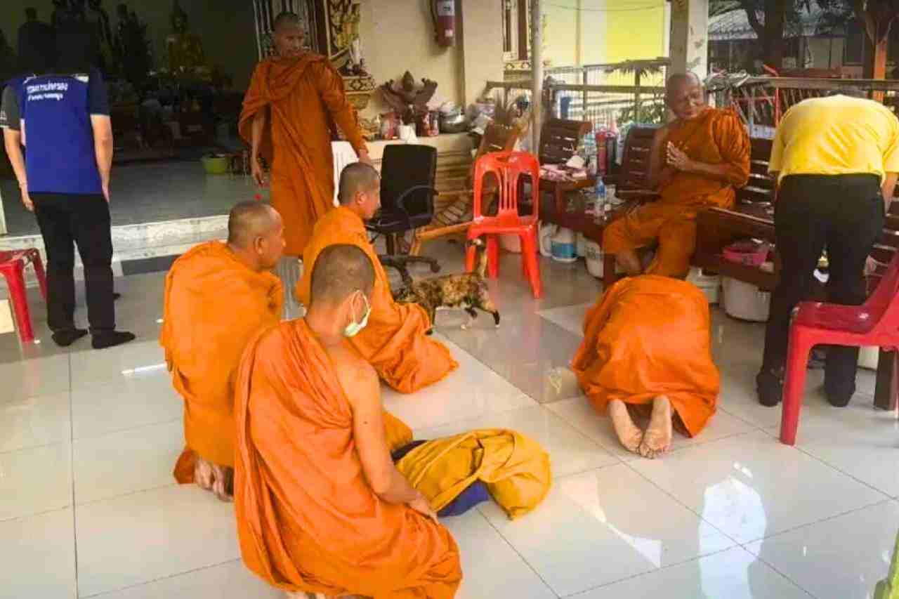 Thaïlande : 3 moines punis après leur virée dans le quartier chaud de Pattaya
