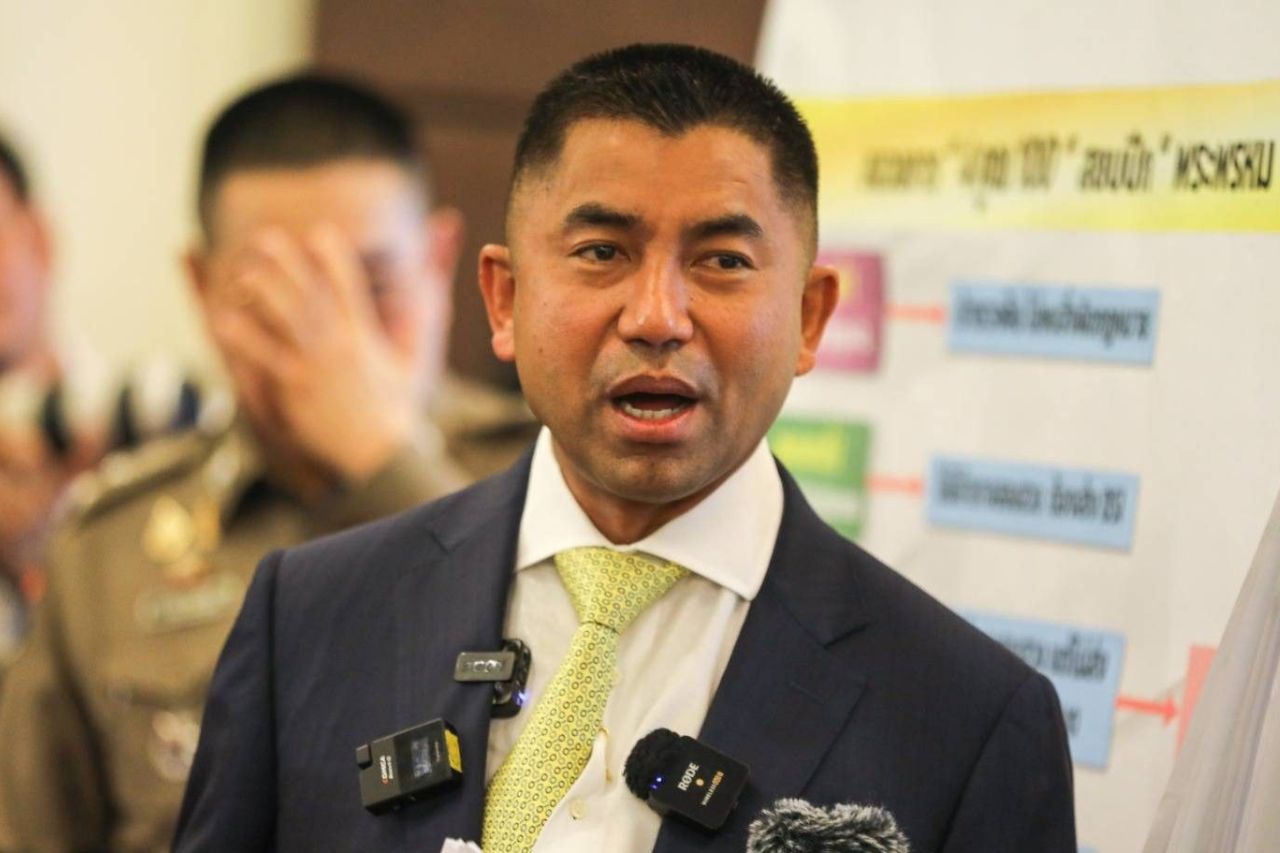 Le général de police Surachate Hakparn.