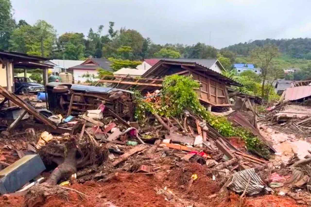 La tempête Kajiki dévaste le nord de la Thaïlande : 5 morts et 7 disparus