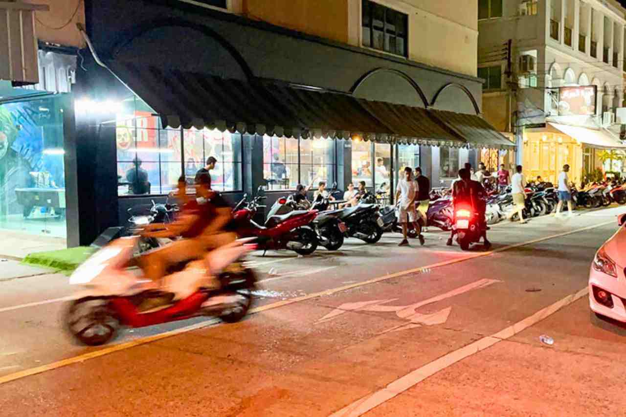 Thaïlande : face aux nuisances des touristes, les habitants de Pattaya craquent