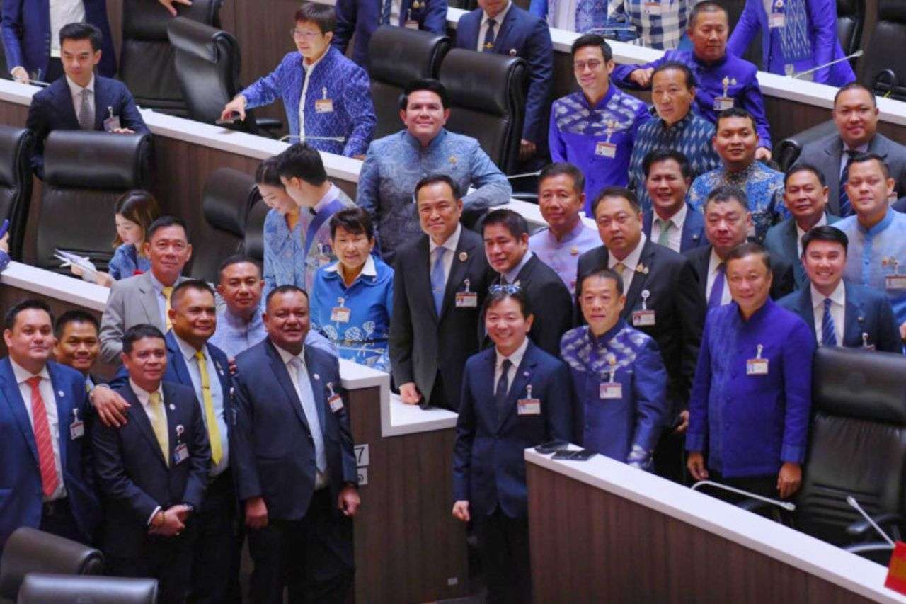 Thaïlande : Anutin Charnvirakul élu 32ᵉ Premier ministre à la majorité des voix 6 Thaïlande : Anutin Charnvirakul élu 32ᵉ Premier ministre à la majorité des voix