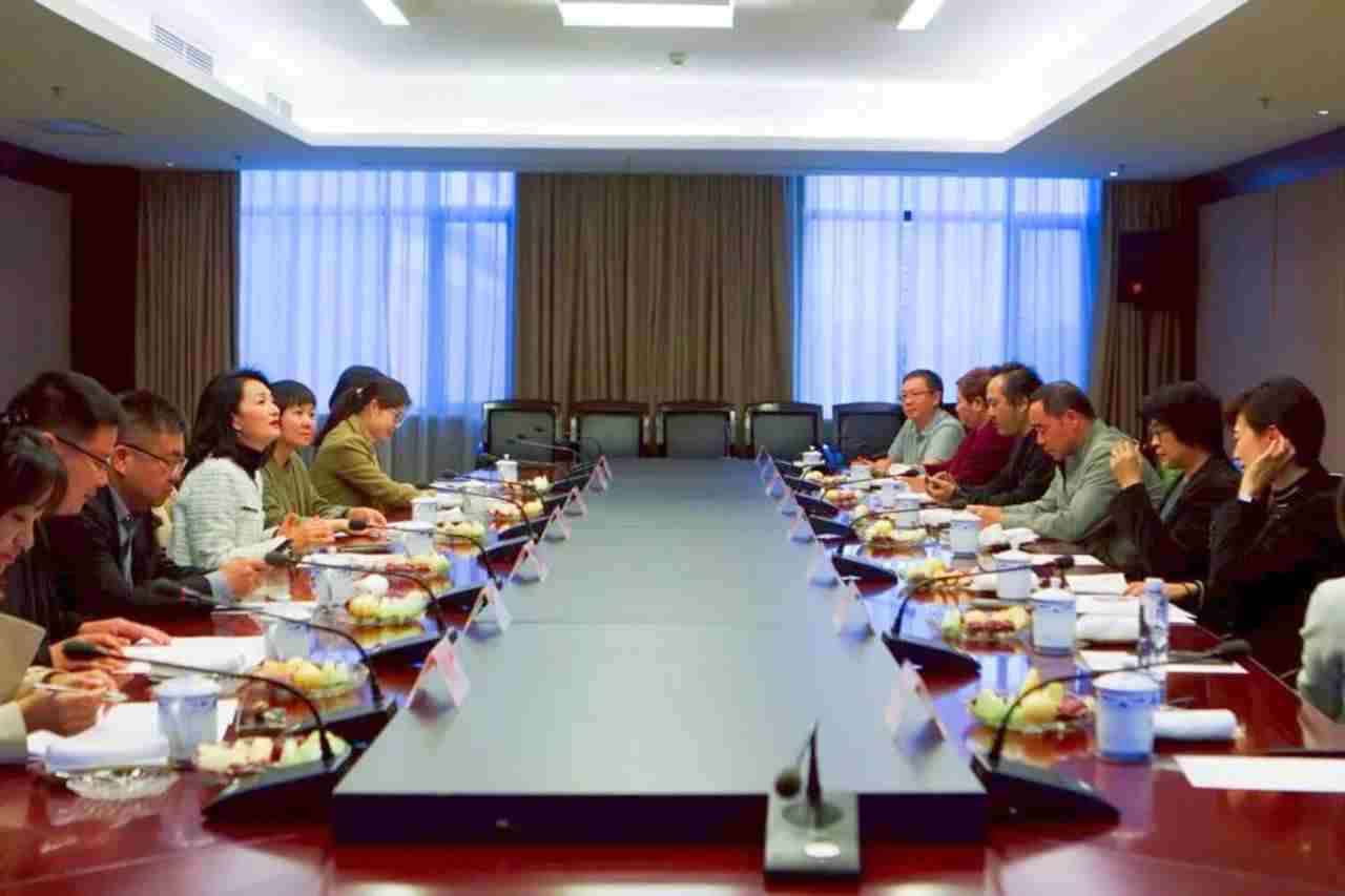 Train à grande vitesse Thaïlande–Chine : dix ans d’attente et encore du retard