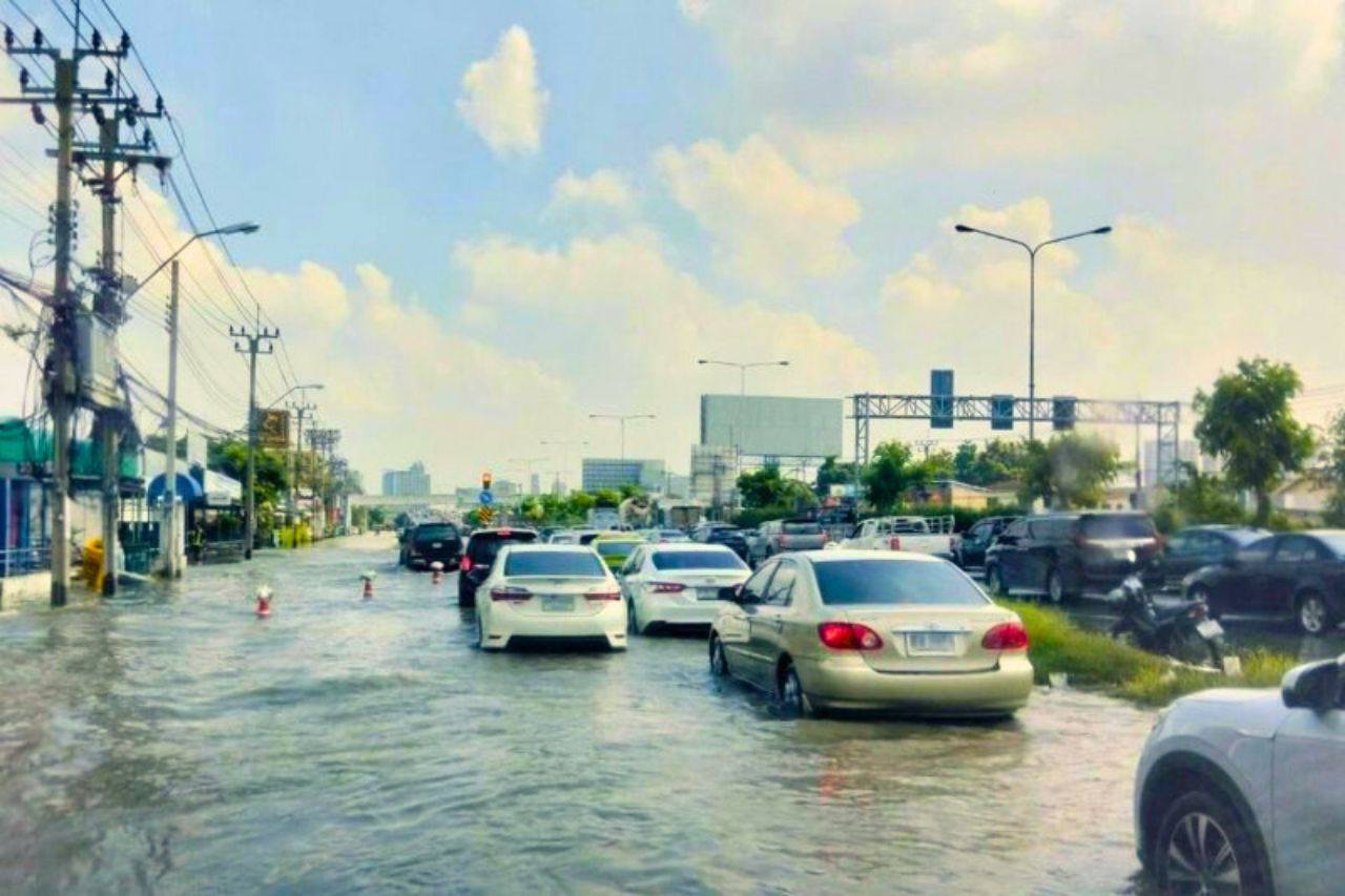 Alerte inondations dans le centre de la Thaïlande
