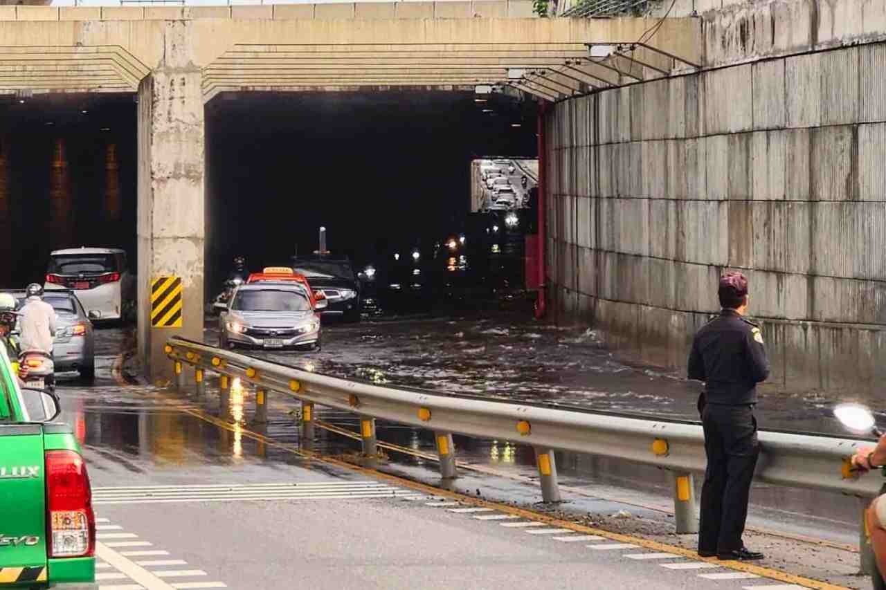 Alerte inondations à Bangkok : les niveaux d’eau vont encore monter