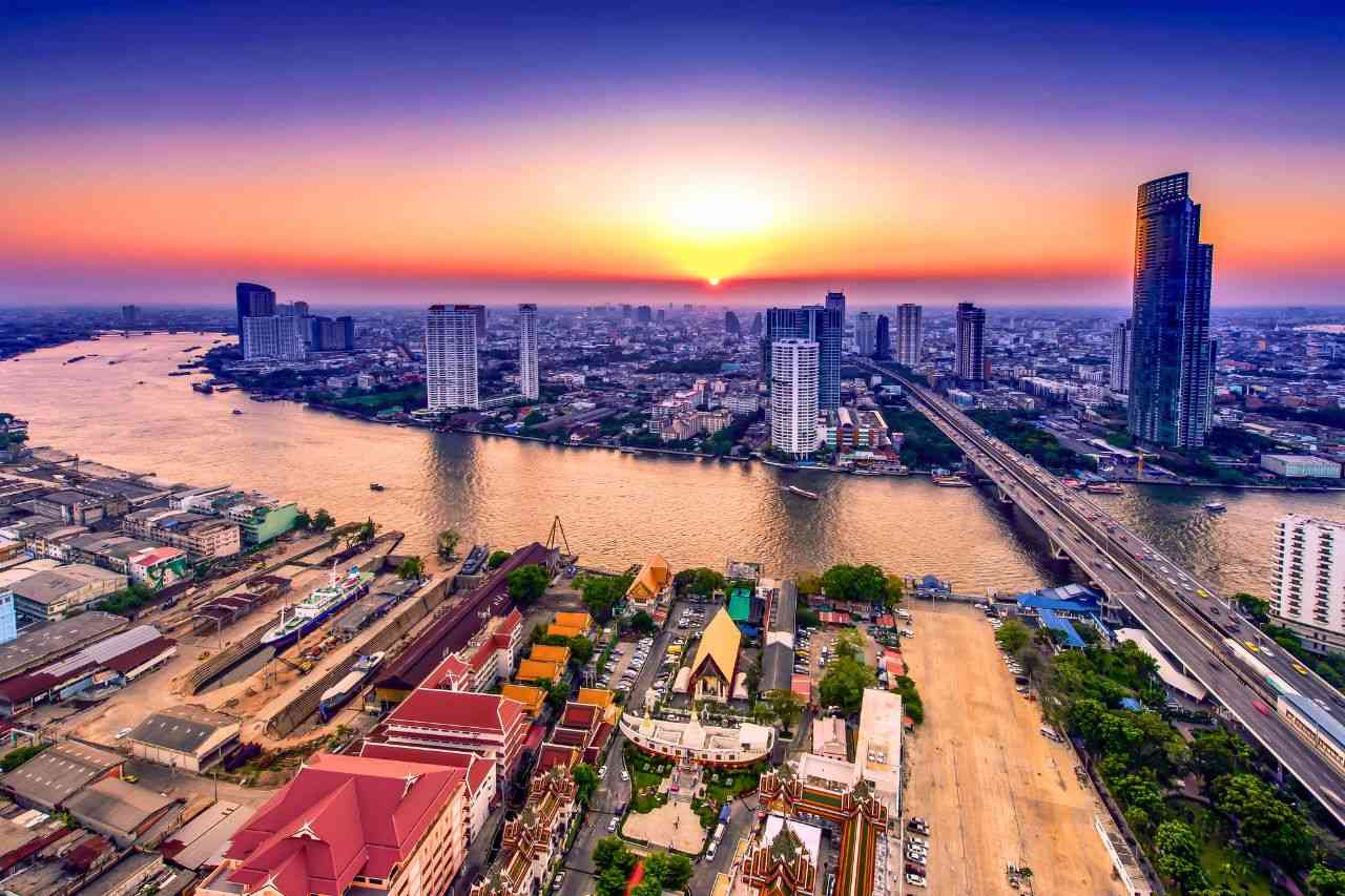 Vue de Bangkok et du fleuve Chao Phraya