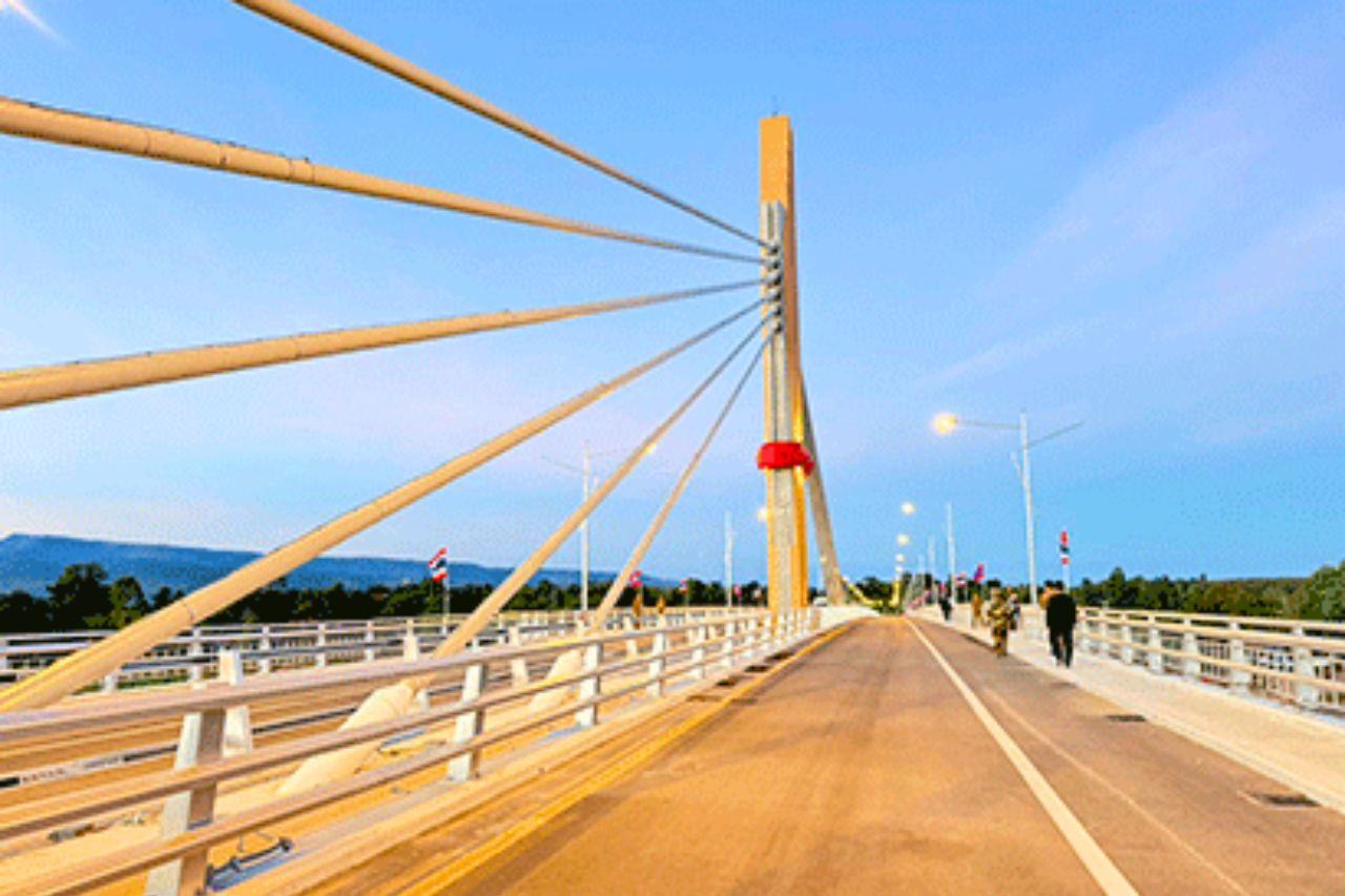 Le 5ᵉ pont de l’amitié entre la Thaïlande et le Laos