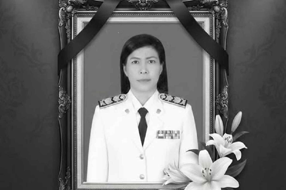 Fusillade en Thaïlande : une directrice tuée en protégeant ses élèves à Hat Yai 5 L'école Patongprathankiriwat de Hat Yai a publié jeudi sur sa page Facebook la photo de la défunte directrice Sasipat Sinsamosorn