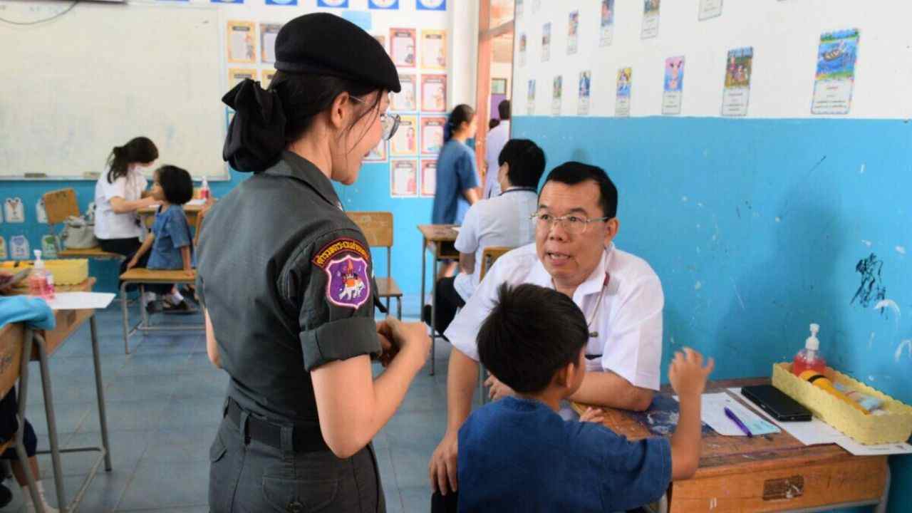 Le professeur Somsak Tiamkao, neurologue et directeur de l’hôpital Srinagarind