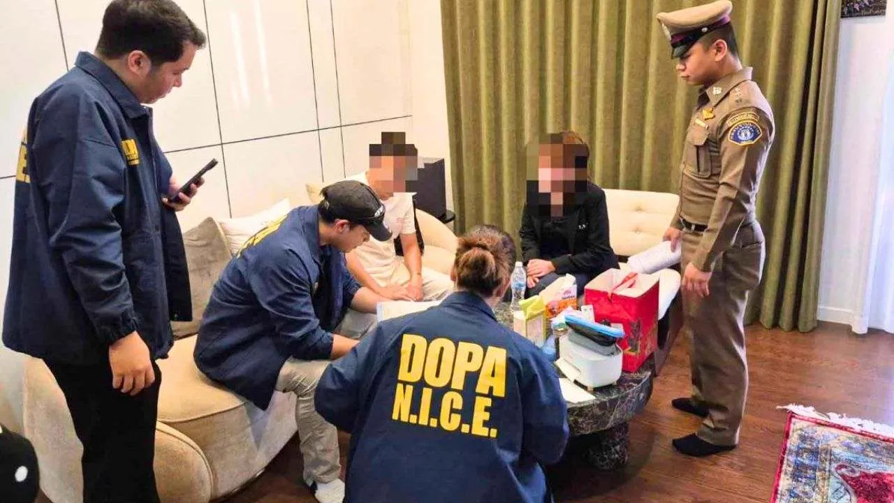 La police et des agents du département de l'Administration provinciale procèdent à l'arrestation de suspects dans l'affaire relative à l'enregistrement des mariages