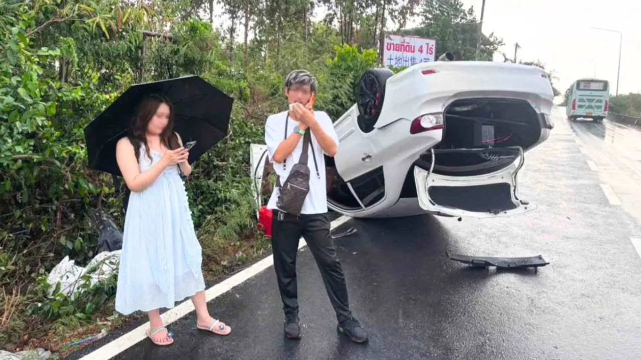 Sun Mingchen après l'accident de sa voiture à Chon Buri, en Thaïlande, au début du mois de mai 2026