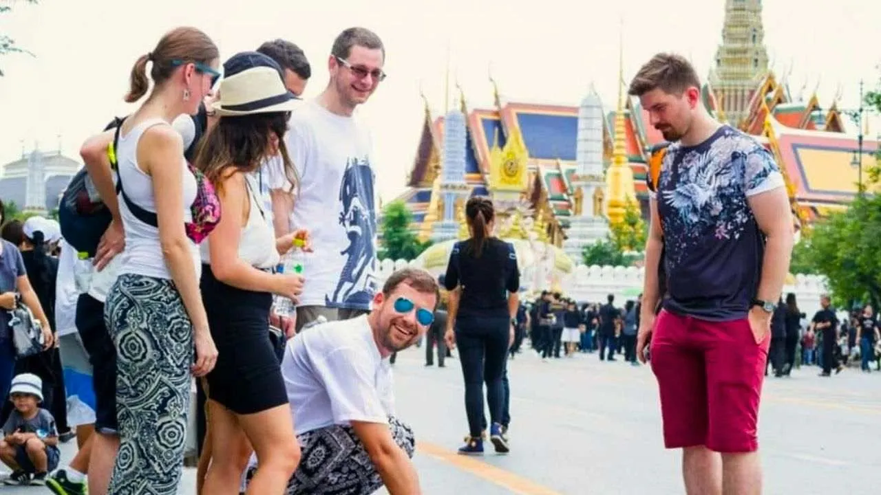 Touristes occidentaux à Bangkok