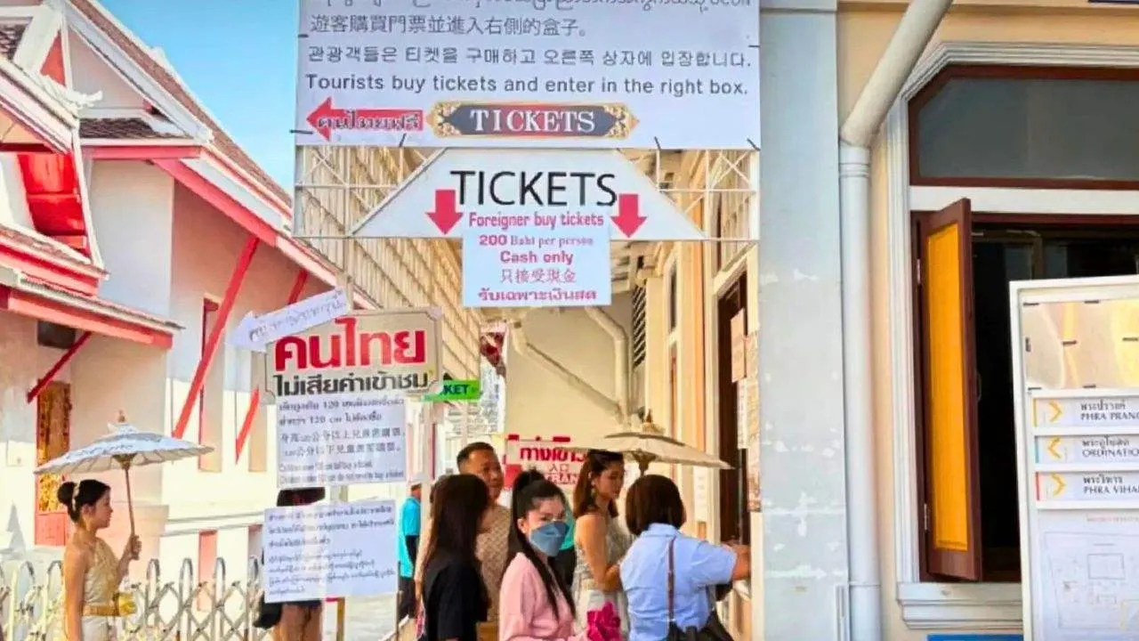 Guichet de vente de billets pour les touristes sur un site touristique en Thaïlande