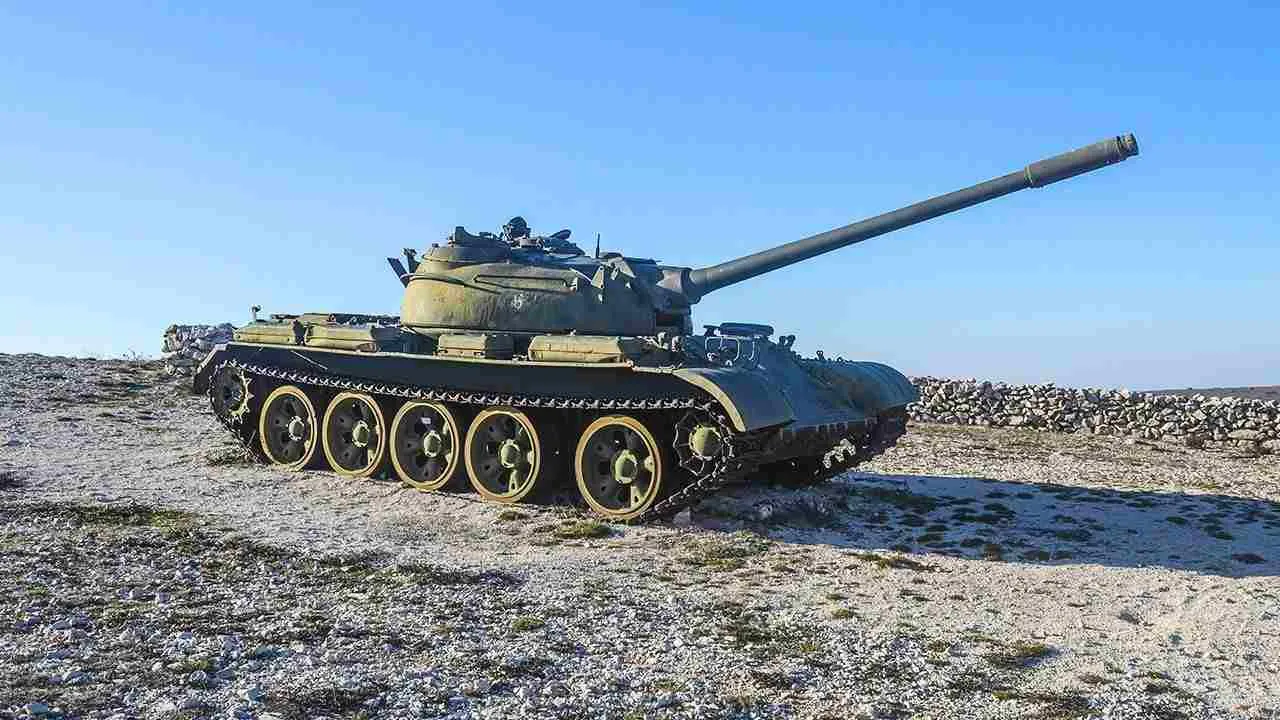 Char de combat Type 59D de fabrication chinoise similaire à ceux récemment livrés au Cambodge