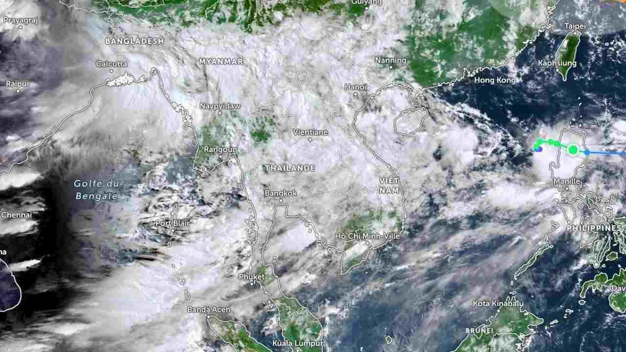 Carte satellite météorologique de Zoom Earth du 6 août montrant une importante couverture nuageuse au-dessus de la Thaïlande