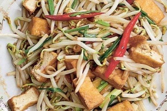 Tofu sauté aux germes de soja : la recette